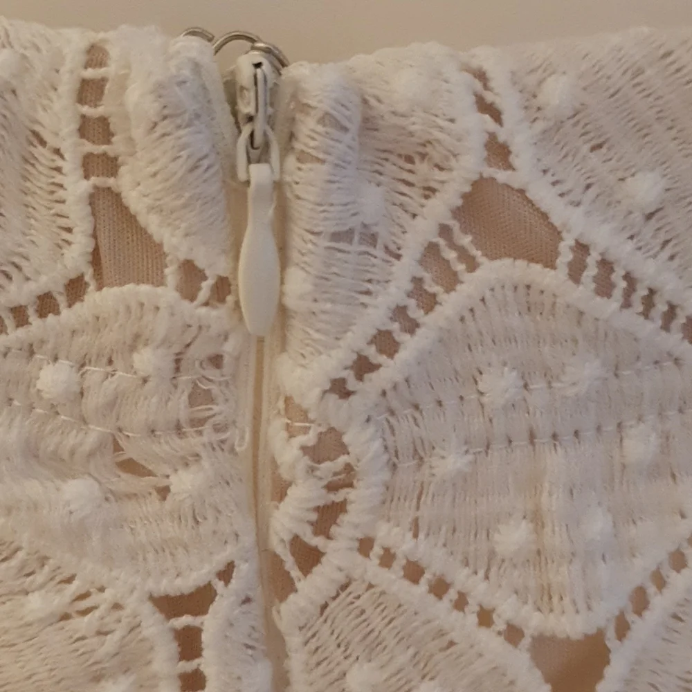 Absolutely Gorgeous Set Skirt and Crop Top - Picture 10 of 12